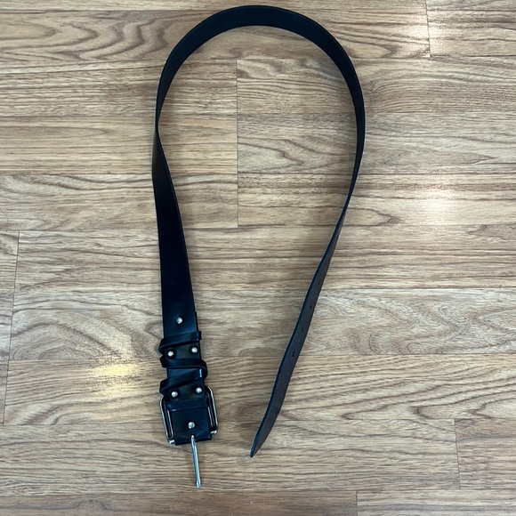 Black Leather Belt Size Medium NWOT - Picture 1 of 4